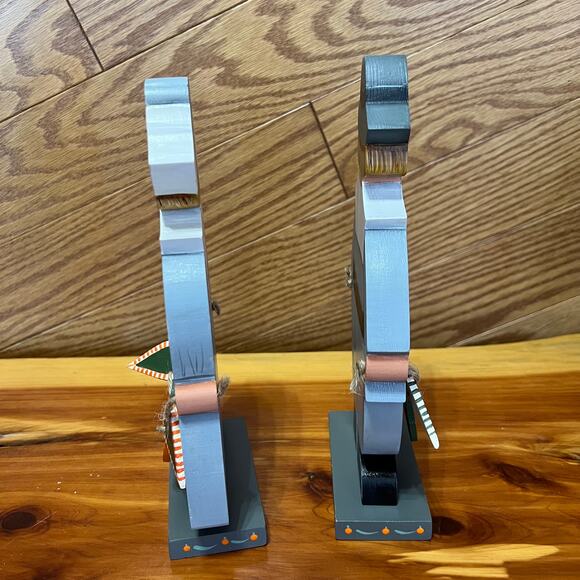 Vintage Wooden Handmade Thanksgiving Pilgrim Set Shelf Sitters Signed Cornelius - Picture 9 of 14